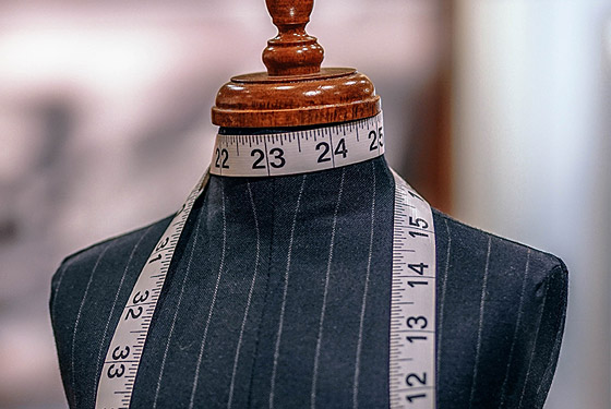 Anpassung Abendkleid Vornel Brautschneiderei Manufaktur Hamburg