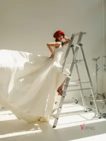 Brautkleid aus Mikado mit Überrock Dijon in Vorderansicht