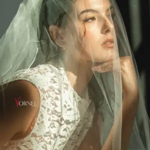 Spitzentop Nimes kombiniert mit Schleier für Brautlooks