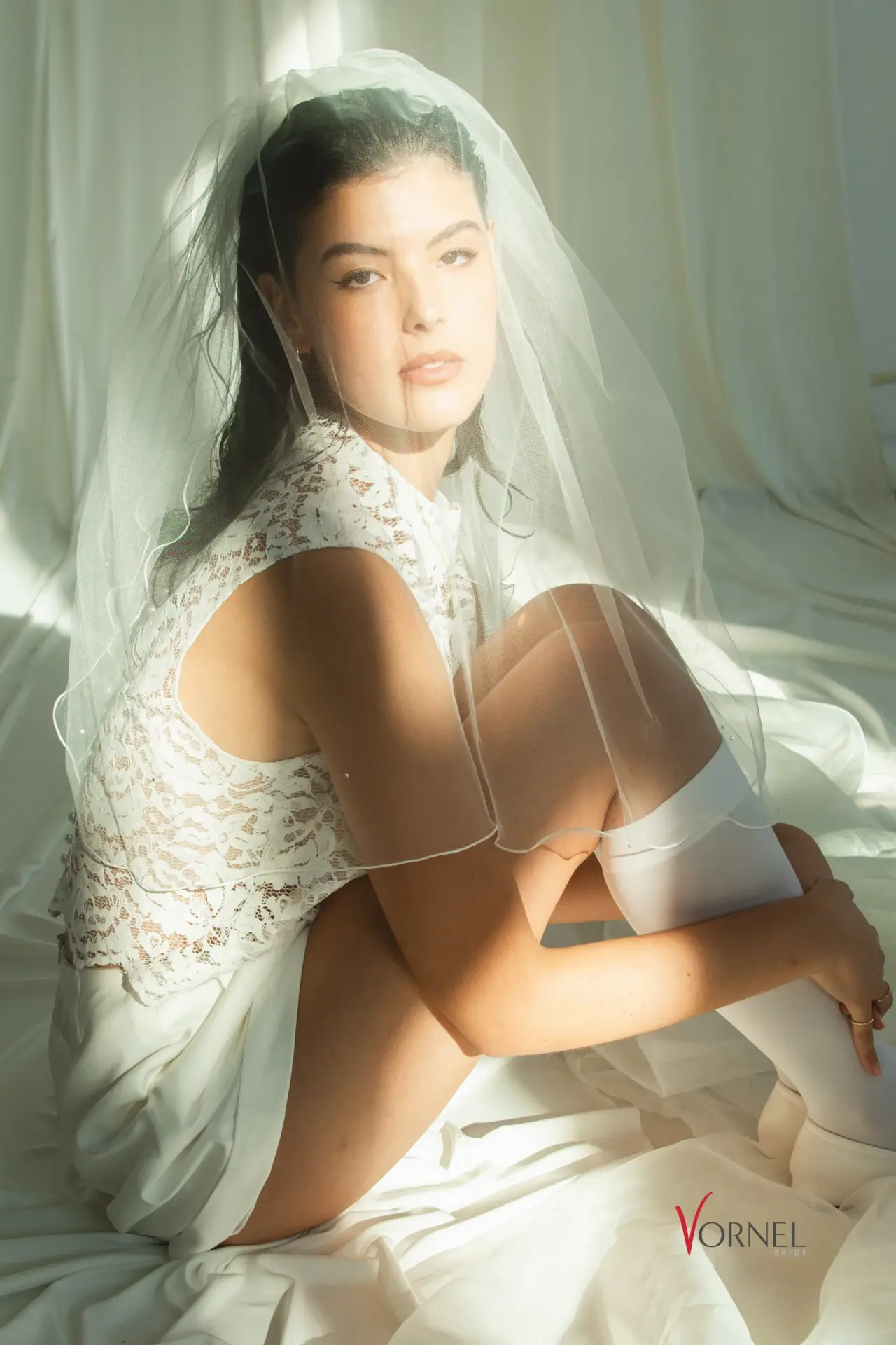 Detailaufnahme Oberteil Nimes mit Shorts – Spitze im Fokus