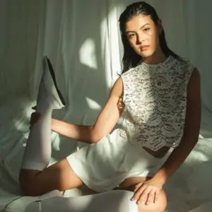 Brautlook mit Reims Shorts und Spitzenoberteil – moderner Zweiteiler