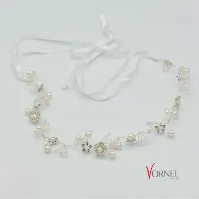 Brautgürtel mit Perlen und Kristallen – Vornelbride