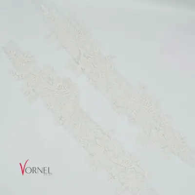 Carmen-Träger aus Spitze – Länge 52,5 cm, Breite 6 cm – Vornelbride